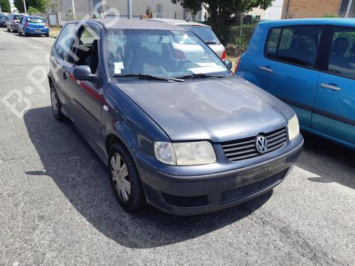Left headlight VW POLO (6N2) 1.4 TDI | BP25699235C28 