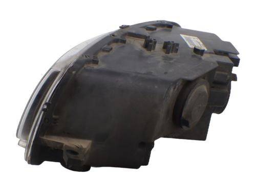 right-headlight-citroen-c4-cactus-2014-40433084 main image