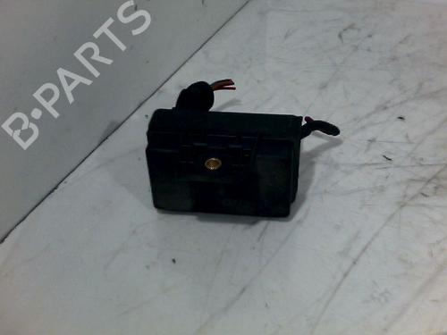 Sensor electrónico FIAT PUNTO (176_) 1.7 D (57 hp) 33002655