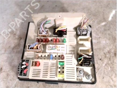 Used Fuse box RENAULT KANGOO Express (FW0/1_) 1.5 dCi 70 (FW0A, KW0V) (68 hp) 26102683