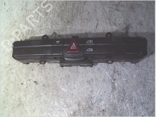 Used Warning switch MERCEDES-BENZ SPRINTER 3-t Van (B906) 209 CDI (906.611, 906.613) (88 hp) 30593477