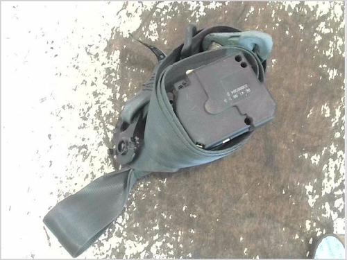 front-right-seatbelt-renault-kangoo-kc01_-1997-38514678 main image