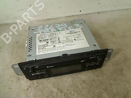 Used Radio Radio RENAULT TRAFIC III Van (FG_) 1.6 dCi 115 (FGMD) (116 hp) 34269666 34269666