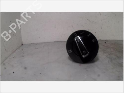 Used Headlight switch SEAT IBIZA V (KJ1, KJG) 1.0 TSI (95 hp) 28325096