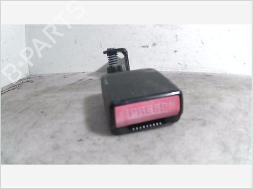 Used Seat buckle PEUGEOT 307 CC (3B) 2.0 HDi 135 (136 hp) 26100988