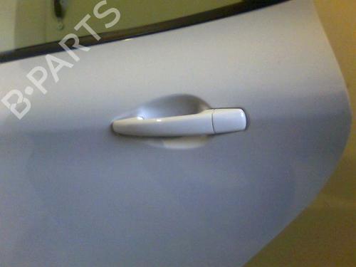 Used Rear left exterior door handle PEUGEOT 208 I (CA_, CC_) 1.2 VTI 82 (82 hp) 26081144