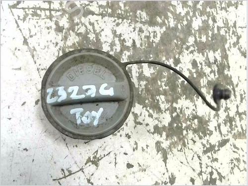Tapón combustible TOYOTA COROLLA Verso (ZER_, ZZE12_, R1_) 2.2 D-4D (AUR10_, AUR10R) (136 hp) 31280464