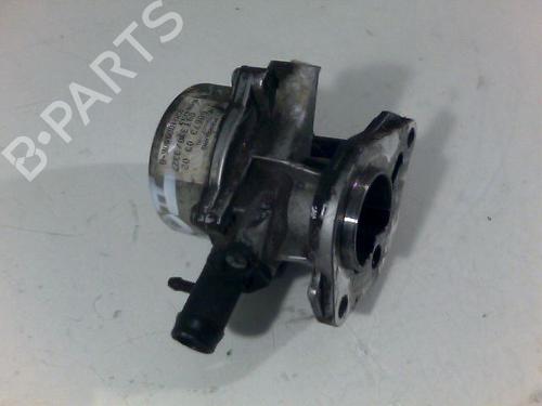 Used Vacuum pump RENAULT KANGOO Express (FW0/1_) 1.5 dCi 85 (FW0K, FW0L, FW0B) (86 hp) 26073660