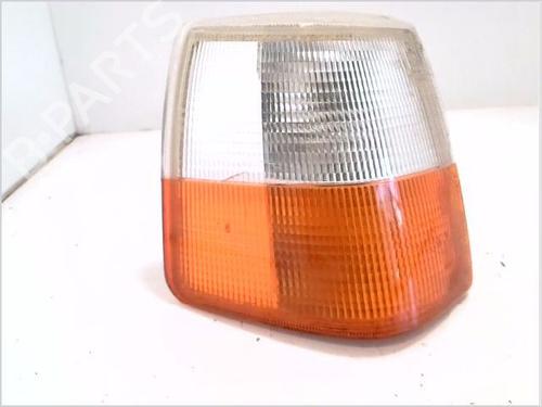 Used Right front indicator VOLVO 940 Kombi (945) 2.4 TD Intercooler (122 hp) 26108299
