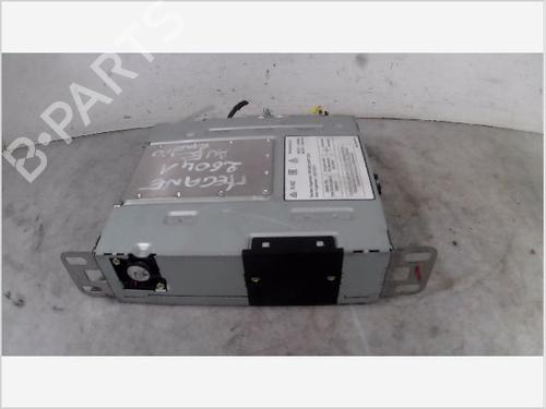 Bilradio RENAULT MEGANE IV Hatchback (B9A/M/N_) 1.5 dCi 110 (B9A3) (110 hp) 26096132