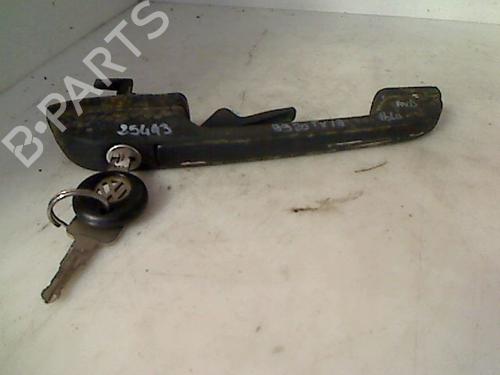 Used Front right exterior door handle VW POLO II (86C, 80) 1.0 (40 hp) 32016717