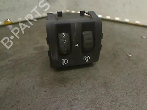 Used Headlight switch RENAULT CLIO III (BR0/1, CR0/1) 1.5 dCi (BR17, CR17) (86 hp) 28096950