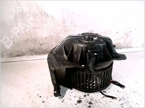 Used Heater blower motor RENAULT SCÉNIC II (JM0/1_) 1.5 dCi (JM1E, JM16) (106 hp) 26111024