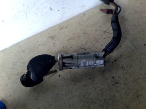 Used Ignition barrel CITROËN XANTIA (X1_, X2_) 1.8 i 16V (110 hp) 28324117