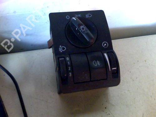 Used Headlight switch OPEL CORSA C (X01) 1.2 (F08, F68) (75 hp) 26060864