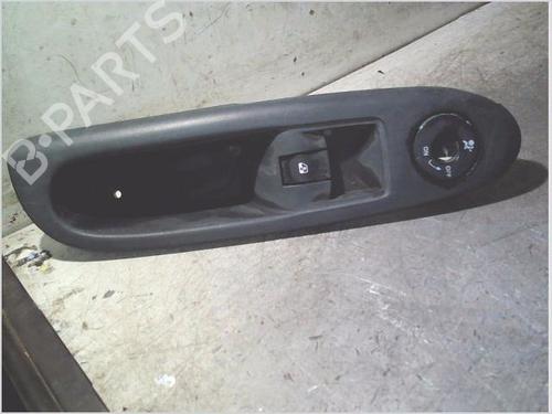 Used Switch Switch RENAULT CLIO II Hatchback Van (SB0/1/2_) 1.5 dCi (68 hp) 39742857 39742857
