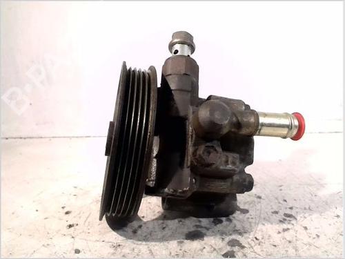 Pompe de direction assistée TOYOTA RAV 4 II (_A2_) 2.0 D 4WD (CLA20_, CLA21_, CLA20R, CLA21R) (116 hp) 27164033