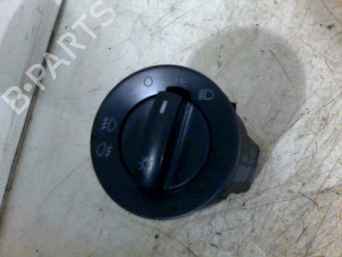 Used Headlight switch VW POLO (9N_, 9A_) 1.4 16V (75 hp) 26073727