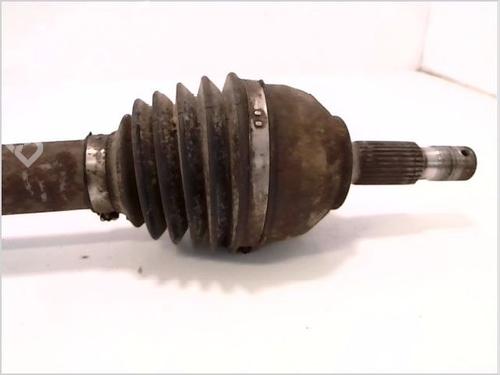 Left front driveshaft PEUGEOT 407 (6D_) 2.0 HDi 135 (6DRHRH, 6DRHRE, 6DRHRG, 6DRHRJ) | BP26097649M38