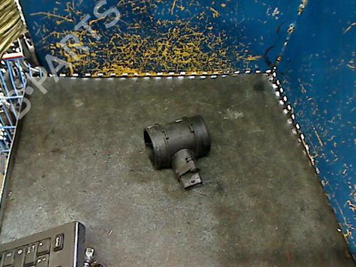 Sensori di flusso dell'aria OPEL VECTRA B Hatchback (J96) 2.0 DTI 16V (F68) (101 hp) 29473441