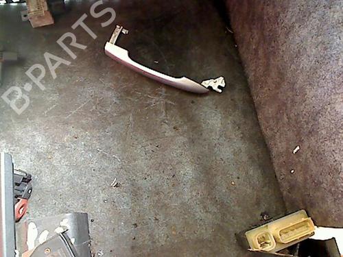 Used Front left exterior door handle RENAULT LAGUNA II (BG0/1_) 1.9 dCi (BG08, BG0G) (120 hp) 26118400