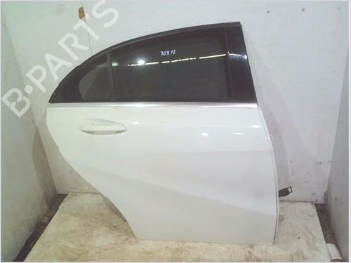 Used Right rear door MERCEDES-BENZ A-CLASS (W176) A 200 CDI (176.001) (136 hp) 30889132
