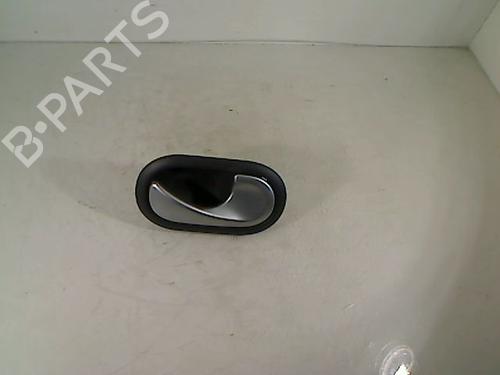 Used Front right interior door handle RENAULT CLIO III (BR0/1, CR0/1) 1.5 dCi (C/BR0G, C/BR1G) (68 hp) 26063627