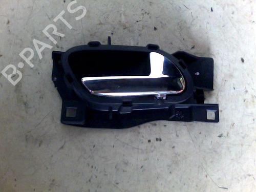 Used Rear right interior door handle PEUGEOT 407 (6D_) 2.0 HDi 135 (6DRHRH, 6DRHRE, 6DRHRG, 6DRHRJ) (136 hp) 29440971