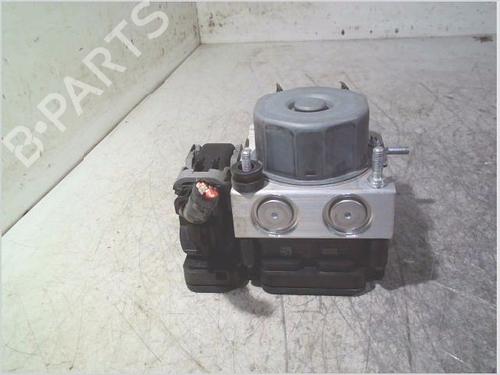 Used ABS pump RENAULT CLIO IV (BH_) 1.5 dCi 75 (75 hp) 26119643