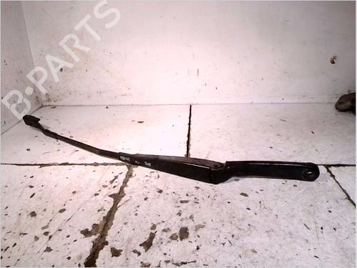 Used Front windshield wiper arm PEUGEOT 308 I (4A_, 4C_) 1.6 HDi (112 hp) 26104503