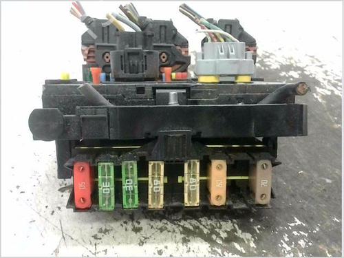 Fuse box PEUGEOT 307 CC (3B) 2.0 HDi 135 | BP37446544E1 - Image 2