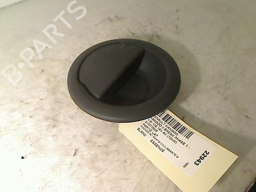 Indvendigt håndtag RENAULT KANGOO / GRAND KANGOO II (KW0/1_) 1.6 16V (KW03, KW09, KW0D, KW0U, KW0W, KW13) (106 hp) 26073028