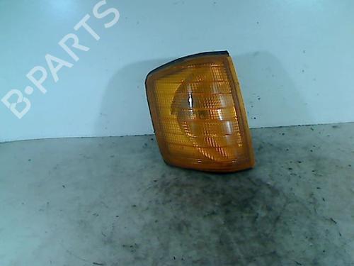Used Right front indicator MERCEDES-BENZ 190 (W201) E 2.0 (118 hp) 31997663