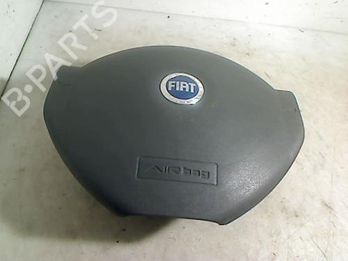 Used Driver airbag FIAT PANDA (169_) 1.2 (169.AXB11, 169.AXB1A) (60 hp) 29890080