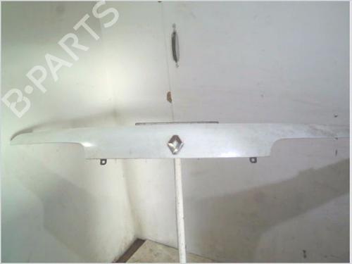 Used Grille RENAULT 21 (B48_) 2.1 D (B48V/B48O) (72 hp) 30675464