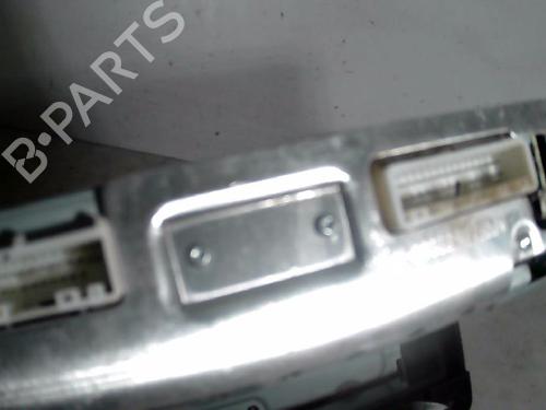 Radio RENAULT TWINGO III (BCM_, BCA_) 1.0 SCe 70 | BP26093846E6 