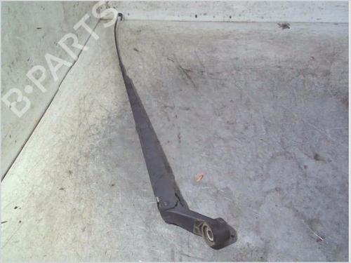 Used Front windshield wiper arm Front windshield wiper arm TOYOTA YARIS (_P1_) 1.0 (SCP10_, SCP10R) (68 hp) 40271209 40271209