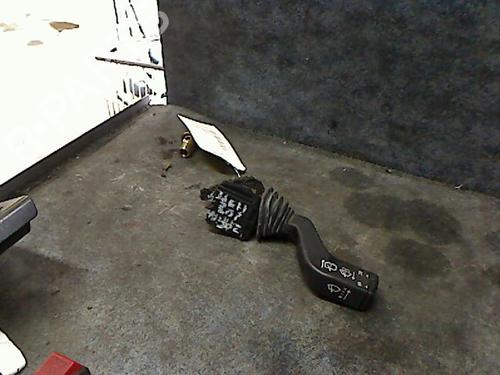 Interruttore Interruttore OPEL ZAFIRA A MPV (T98) 2.2 DTI 16V (F75) (125 hp) 33245446 33245446