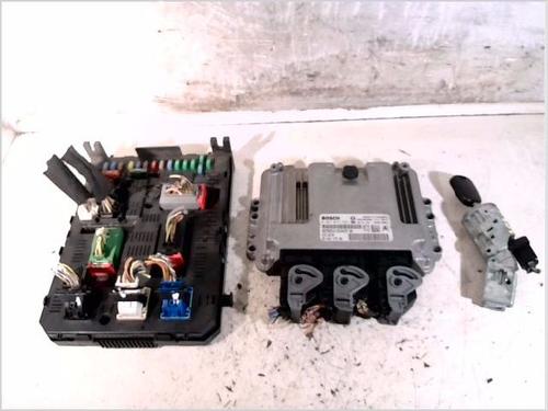 Used Engine control unit (ECU) Engine control unit (ECU) PEUGEOT 407 (6D_) 1.6 HDi 110 (6D9HZC, 6D9HYC) (109 hp) 30665080 30665080