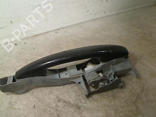Used Front right exterior door handle PEUGEOT 207 (WA_, WC_) 1.4 HDi (68 hp) 26072358