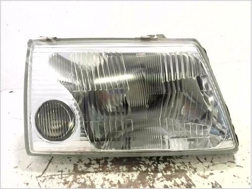 Used Right headlight HYUNDAI GALLOPER II (JK-01) 2.5 TD intercooler (99 hp) 31260733