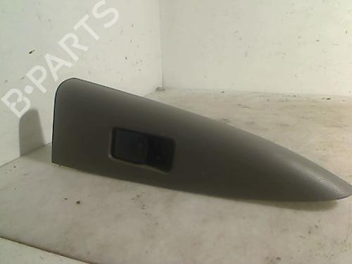 Used Right rear window switch NISSAN NOTE (E11, NE11) 1.5 dCi (86 hp) 26093647
