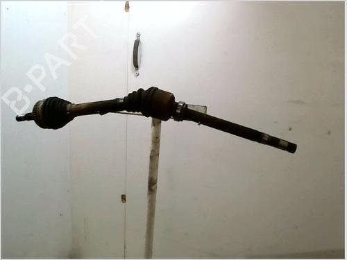 Drivaksel fortil Højre PEUGEOT 406 Coupe (8C) 2.2 HDI (133 hp) 29965885