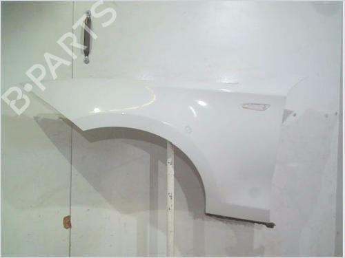 Used Left front fenders BMW 1 (E81) 120 d (177 hp) 29815527