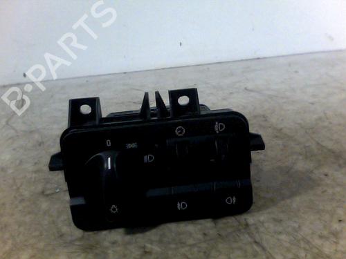Used Headlight switch BMW 3 (E46) 320 d (150 hp) 26066420