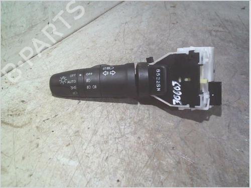 Interruttore luci NISSAN X-TRAIL II (T31) 2.0 dCi 4x4 (150 hp) 32093480