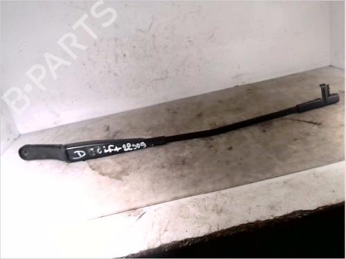 Used Front windshield wiper arm VW GOLF PLUS V (5M1, 521) 1.6 FSI (115 hp) 28324653