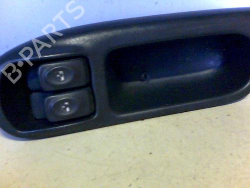 Schakelaar RENAULT SCÉNIC I MPV (JA0/1_, FA0_) 1.6 16V (116 hp) 31694458