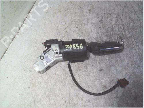 Used Ignition barrel PEUGEOT 2008 I (CU_) 1.6 HDi (114 hp) 26226426