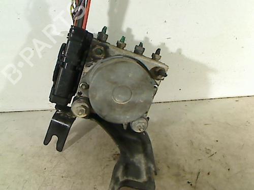 Pompe ABS RENAULT CLIO III (BR0/1, CR0/1) 1.5 dCi (BR17, CR17) (86 hp) 26066576